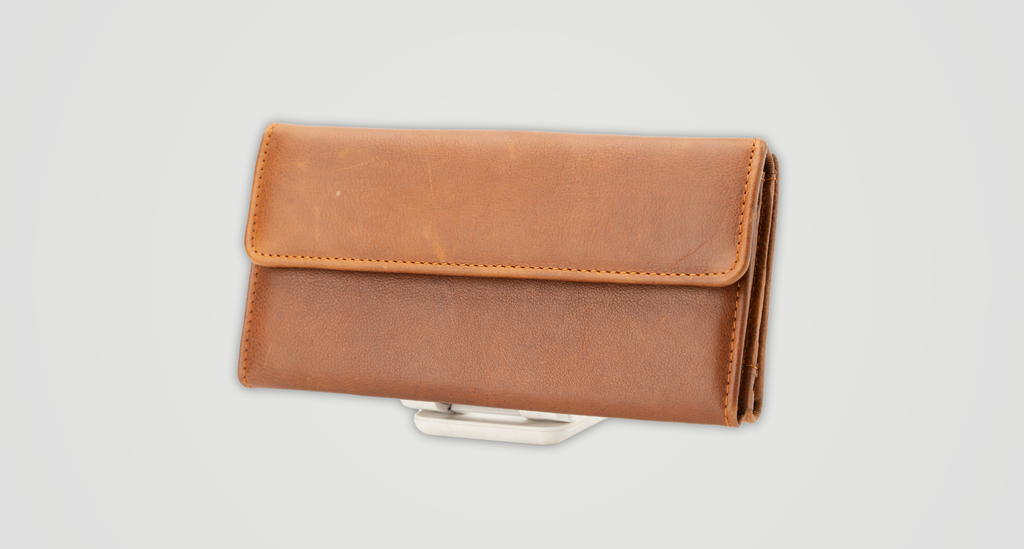 Classic Bifold Organizer Wallet - Cognac Distressed Leather
